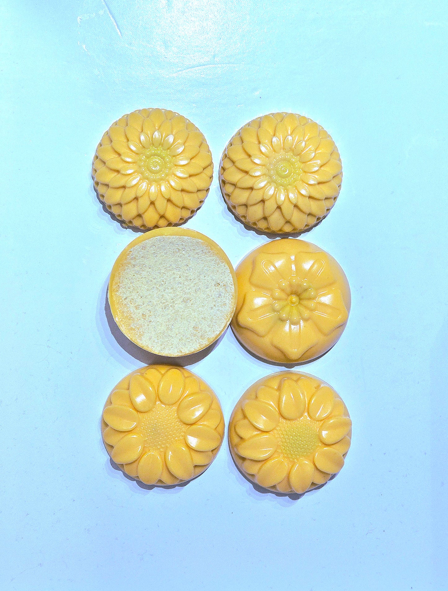 Soft Sunflower Scrub