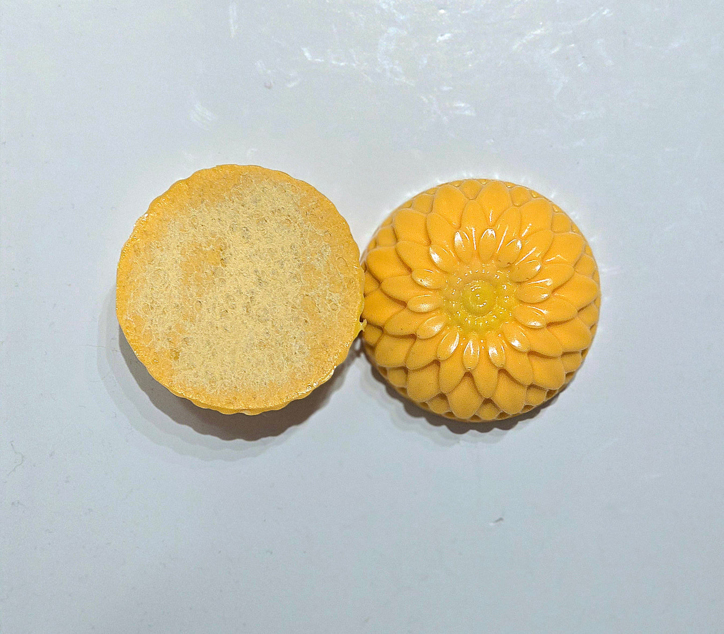 Soft Sunflower Scrub